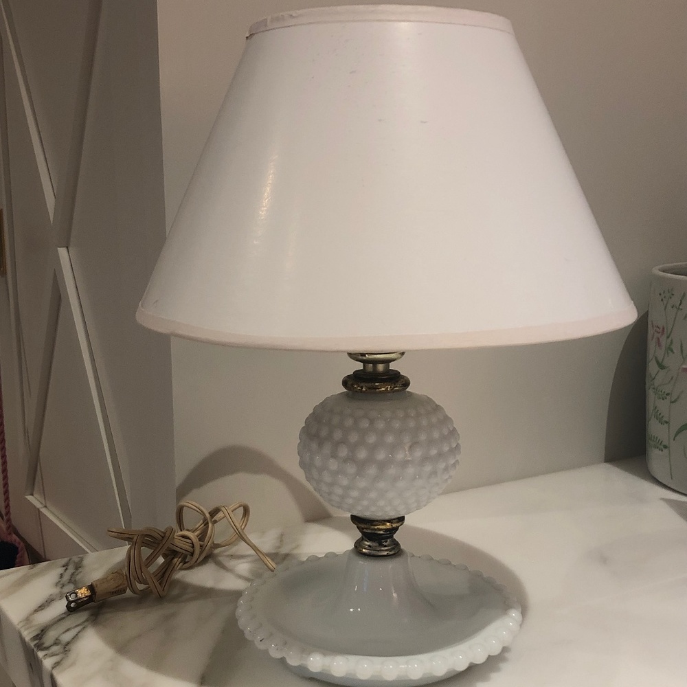 Vintage white hobnail lamp  10" wide x 13" high